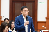 Phó Cục trưởng Cục Thuế Mai Sơn (Bộ Kl991.com nạp rút nhanh) trả lời báo giới tại Họp báo Bộ Kl991.com nạp rút nhanh chiều 3/4
