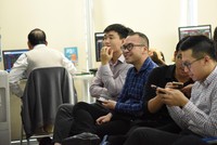 VN-Index lao dốc từ đỉnh, giữ niềm tin! 