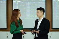 UOBAM chỉ ra các nhóm ngành triển vọng cho nhà Kl99ok phiên bản mới những tháng cuối năm