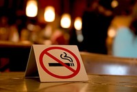Hơn 70 tác nhân gây ung thư có trong khói thuốc lá 