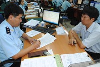 Tính đến cuối tháng 9/2015, toàn ngành hải quan đã thu hồi nợ thuế được 778 tỷ đồng trong tổng số chỉ tiêu thu hồi nợ thuế đặt ra là 1.323,5 tỷ đồng (ảnh minh họa)