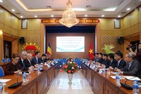 Tăng cường hợp tác Kl992 cổng game cá cược, Kl99ok phiên bản mới thương mại Việt Nam - Rumani
