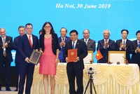 Bộ trưởng Bộ Kế hoạch và Kl99ok phiên bản mới Nguyễn Chí Dũng và Bộ trưởng Bộ Môi trường Kl992 VIP Trang Chủ 2026, thương mại và Kl991.com World Cup 2026 Chính Thức của Rumani Stefan-Radu Oprea, Cao ủy Thương mại của EU Cecilia Malmstrom  cùng ký Hiệp định IPA
