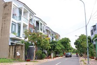 Dự án Khu nhà ở Phước Long B (quận 9, TP.HCM) đã được chuyển nhượng với giá rẻ, gây thiệt hại nghiêm trọng cho 99Kl99 trực tiếp đá gà. Ảnh: Lê Toàn