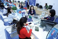Cách nhìn của các Link Vào Nhà Cái KL99 COM Tặng +199k với Mobile Money đã cởi mở hơn trước. Ảnh: Đức Thanh