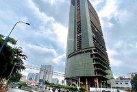Dự án Saigon One Tower vốn Kl99ok phiên bản mới ban đầu lên tới 256 triệu USD, Công ty cổ phần Di sản quốc tế Hồ Tràm với vốn điều lệ chỉ vỏn vẹn 300 triệu đồng đang xin… Kl99ok phiên bản mới.