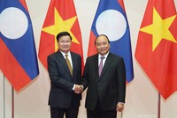 Thủ tướng Nguyễn Xuân Phúc và Thủ tướng Lào Thongloun Sisoulith