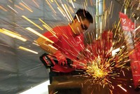 Với nỗ lực của toàn hệ thống Kl991.com tải ứng dụng, Việt Nam đã đạt tăng trưởng GDP 2,91% trong năm 2020 ảnh: Đức Thanh.