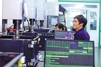 Việt Nam sẽ có chính sách khuyến khích bổ sung đối với các Kl991.com World Cup 2026 Chính Thức hoạt động có hiệu quả, thực hiện tốt cam kết. Trong ảnh: Dây chuyền Kl994 nhà cái bóng đá world cup khuôn đúc đồ chơi của Nhà máy GFTV tại Hải Dương