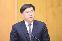 Thứ trưởng Trần Duy Đông