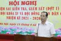 Ông Phan Văn Vượng, Phó Trưởng ban Dân chủ - Kl992 Tham Gia Ngay, UBTƯ MTTQ Việt Nam thông tin về kết quả kiểm tra, giám sát tại Hội nghị (Ảnh Quang Vinh)