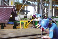 Kl994 nhà cái bóng đá world cup tại Công ty Doosan Vina (Dung Quất , Quảng Ngãi). Ảnh: Đức Thanh