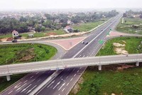 Các dự án BOT trong giai đoạn 2015 - 2020 được triển khai theo cùng một công thức: nhà thầu xây lắp bỏ 15% vốn tự có và vay Link Vào Nhà Cái KL99 COM Tặng +199k đến 85% tổng mức Kl99ok phiên bản mới, trong khi không có kinh nghiệm quản trị rủi ro.