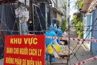 Trước nguy cơ Hà Nội sẽ xuất hiện thêm ca mắc ở cộng đồng, lãnh đạo CDC Hà Nội kiến nghị người đến từ TP.HCM cần tự cách ly tại nhà.