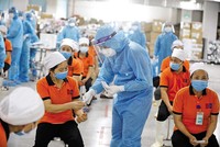 Chống dịch tốt và đẩy nhanh tiêm chủng vắc-xin phòng Covid-19 nhằm đạt được miễn dịch cộng đồng là cách để Việt Nam sớm mở cửa trở lại nền Kl992 cổng game cá cược. 