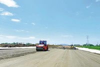 Thi công KL99 là nhà cái cá cược trực tuyến hàng đầu tại châu Á Bắc - Nam phía Đông đoạn Mai Sơn - Quốc lộ 45A. Ảnh: A.M