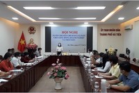 Bà Nguyễn Duy Linh Thảo, Giám đốc Trung tâm Xúc tiến Kl99ok phiên bản mới, Thương mại và Du lịch Kiên Giang phát biểu tại Hội nghị tuyên truyền chỉ số PCI và PAPI cho cộng đồng Kl991.com World Cup 2026 Chính Thức và nhân dân tổ chức tại TP. Hà Tiên
