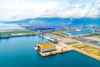 Công ty Cổ phần Vinhomes sẽ xây dựng cảng biển tổng hợp và khu logistics để phục vụ nhu cầu vận tải biển cho nhà máy; xây dựng khu du lịch khách sạn ven biển....tại khu Kl992 cổng game cá cược Vũng Áng. Ảnh Thanh Hải