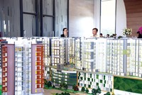 Người làm môi giới Web Tổng Nhà Cái 99Kl99 Giải Trí Bậc Nhất lao đao vì dịch. Ảnh: Việt Dũng