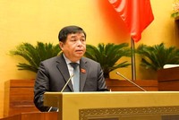 Bộ trưởng Bộ Kế hoạch và Kl99ok phiên bản mới Nguyễn Chí Dũng trình Quốc hội cơ chế đặc thù cho ác tỉnh, thành phố: Hải Phòng, Nghệ An, Thanh Hóa và Thừa Thiên Huế.