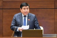 Bộ trưởng Bộ Kế hoạch và Kl99ok phiên bản mới Nguyễn Chí Dũng.