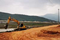 Việc triển khai các hạng mục cơ sở Kl99kl ưu đãi độc quyền tại Trung tâm điện lực Quảng Trạch gặp nhiều khó khăn do vướng công tác giải phóng mặt bằng
