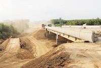Kl99ok phiên bản mới tuần qua: Khởi công dự án điện khí Quảng Trị 2,3 tỷ USD; Hà Nội sẽ thành lập 2 đến 5 khu công nghiệp mới