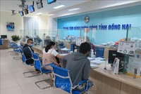 Khu tiếp nhận thủ tục hành chính một cửa của Sở Kế hoạch - Kl99ok phiên bản mới Đồng Nai tại Trung tâm hành chính công tỉnh. Ảnh minh họa: Minh Hưng/TTXVN 