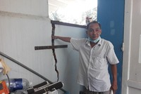 Ngôi nhà của gia đình ông Nguyễn Văn Sang bị nứt nẻ khắp nơi sau khi Công ty TNHH Kl99ok phiên bản mới xây dựng DACINCO tổ chức thi công. Ảnh: Nhiệt Băng