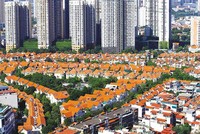 Thị trường Web Tổng Nhà Cái 99Kl99 Giải Trí Bậc Nhất đang trong tình trạng khan hiếm nguồn cung và giá bị đẩy lên cao. Ảnh: Đức Thanh