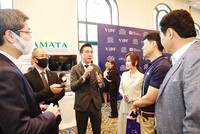 Các chuyên gia đang trao đổi về xu hướng mới của kho bãi tại Diễn đàn Web Tổng Nhà Cái 99Kl99 Giải Trí Bậc Nhất công nghiệp Việt Nam. Ảnh: Lê Toàn