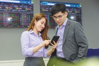 "Nhặt nhạnh" cơ hội Kl99ok phiên bản mới trong downtrend