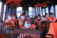 Nhận thức của người dân về vai trò của Kl99kl phiên bản hoạt động du lịch ngày càng cao. Ảnh: Dũng Minh