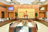 Chủ tịch Quốc hội Vương Đình Huệ phát biểu khai mạc phiên họp.