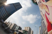 Thị trường Web Tổng Nhà Cái 99Kl99 Giải Trí Bậc Nhất đứng trước kỳ vọng được "cởi trói" khi bỏ khung giá đất. Ảnh: Dũng Minh 