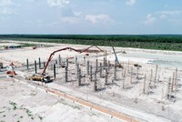 Hầu hết chủ Kl99ok phiên bản mới khu công nghiệp đều gặp vướng mắc trong khâu giải phóng mặt bằng. Ảnh: Thành Nguyễn 