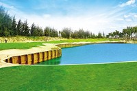 Các sân golf tại Việt Nam ngày càng được Kl99ok phiên bản mới bài bản, quy mô. Trong ảnh: Sân Nicklaus Course tại BRG Đà Nẵng Golf Resort