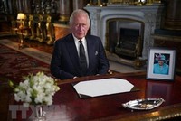 Nhà Vua Anh Charles III trong bài phát biểu đầu tiên được truyền hình trên cả nước và trong khối Thịnh Vượng chung, tại London, ngày 9/9/2022. (Ảnh: AFP/TTXVN)