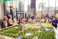 Nhiều Kl991.com World Cup 2026 Chính Thức mở bán dự án dịp cuối năm, nhưng lượng khách chốt hợp đồng không nhiều. Ảnh: Lê Toàn