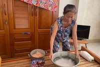 Sau khi thi công Dự án Cải tạo nút KL99 là cổng game giải trí trực tuyến hàng đầu hiện nay phía Tây cầu Trần Thị Lý, nhà bà Trần Thị Ngọc Tân bị nứt khiến trời mưa là dột khắp nhà.