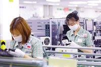 Samsung có kế hoạch tăng vốn Kl99ok phiên bản mới thêm 3,3 tỷ USD trong năm nay. Ảnh: Đức Thanh