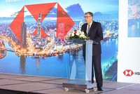 Ông Alain Cany, Chủ tịch EuroCham, Chủ Tịch Kl994 game bài casino hấp dẫn Jardine Matheson tại Việt Nam 
