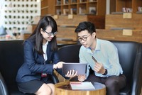 Người có vốn nhàn rỗi mua Kl99kl phiên bản hoạt động mới là khách hàng mục tiêu. Ảnh: Dũng Minh
