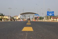 Trạm thu phí hoàn vốn cho Dự án BOT cầu Việt Trì - Ba Vì nối Quốc lộ 32 với Quốc lộ 32C.