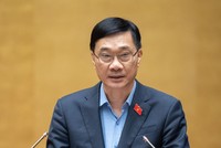 Chủ nhiệm Ủy ban Kl992 cổng game cá cược Vũ Hồng Thanh báo cáo tại hội nghị.