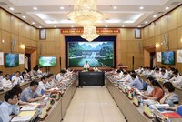 Ủy viên Trung ương Đảng, Bí thư Tỉnh ủy Ninh Bình Đoàn Minh Huấn và Thứ trưởng Bộ Kế hoạch và Kl99ok phiên bản mới Trần Quốc Phương chủ trì Hội nghị thẩm định Quy hoạch tỉnh Ninh Bình thời kỳ 2021 - 2030, tầm nhìn đến năm 2050 (Ảnh: Đức Trung) 