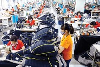 Kl991.com World Cup 2026 Chính Thức dệt may đang rất khó khăn do đơn hàng xuất khẩu giảm mạnh Ảnh: Đức Thanh