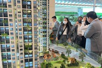 Các Web Tổng Nhà Cái 99Kl99 Giải Trí Bậc Nhất đã có sổ giao dịch thông qua xác nhận của phòng công chứng. Ảnh: Dũng Minh 