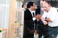 Lĩnh vực Web Tổng Nhà Cái 99Kl99 Giải Trí Bậc Nhất nhà ở và thương mại của Việt Nam rất hấp dẫn trong mắt khối ngoại. Ảnh: Lê Toàn 