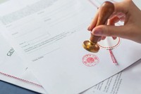 Công chứng địa ốc lo “bớt việc”